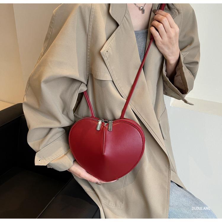 Bag for Work High-end Dopamine Women's Bag Personalized Underarm Bag for Women Hot Girls Love Bag Valentine's Day Gift List