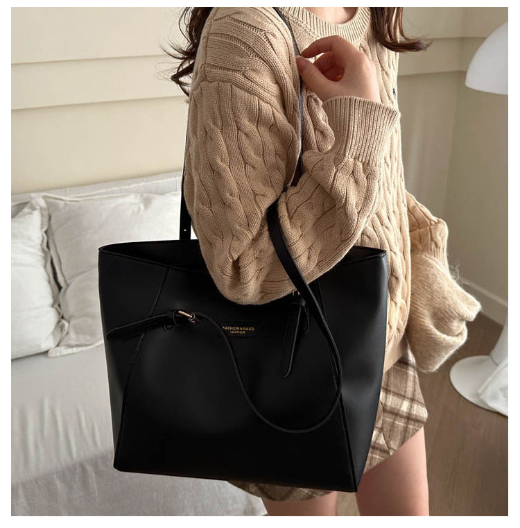 Large Capacity Bag Women's Autumn and Winter All-match 2024 New Style Simple Shoulder Bag College Students' School Bag Commuter Tote Bag