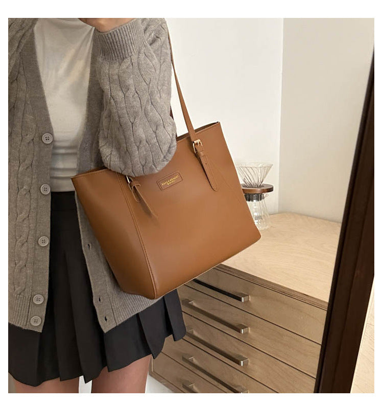 Large Capacity Bag Women's Autumn and Winter All-match 2024 New Style Simple Shoulder Bag College Students' School Bag Commuter Tote Bag