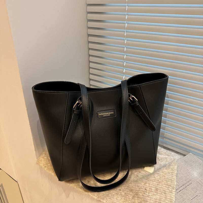 Large Capacity Bag Women's Autumn and Winter All-match 2024 New Style Simple Shoulder Bag College Students' School Bag Commuter Tote Bag