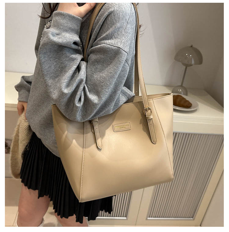 Large Capacity Bag Women's Autumn and Winter All-match 2024 New Style Simple Shoulder Bag College Students' School Bag Commuter Tote Bag