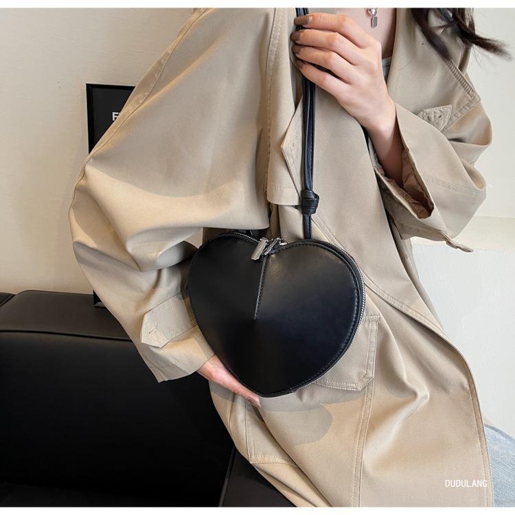 Bag for Work High-end Dopamine Women's Bag Personalized Underarm Bag for Women Hot Girls Love Bag Valentine's Day Gift List