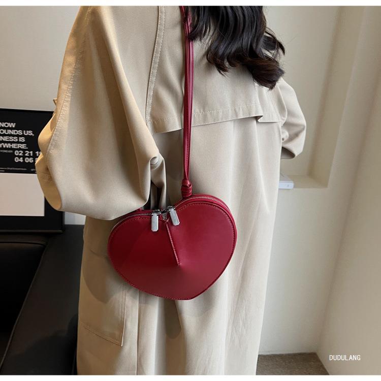 Bag for Work High-end Dopamine Women's Bag Personalized Underarm Bag for Women Hot Girls Love Bag Valentine's Day Gift List