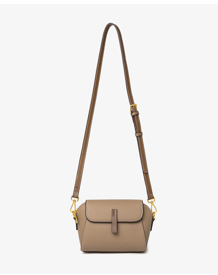 Summer Niche Women's Bag 2026 New High-End Shoulder Bag Fashionable Versatile Women's Crossbody Bag Shell-Shaped Small Square Bag