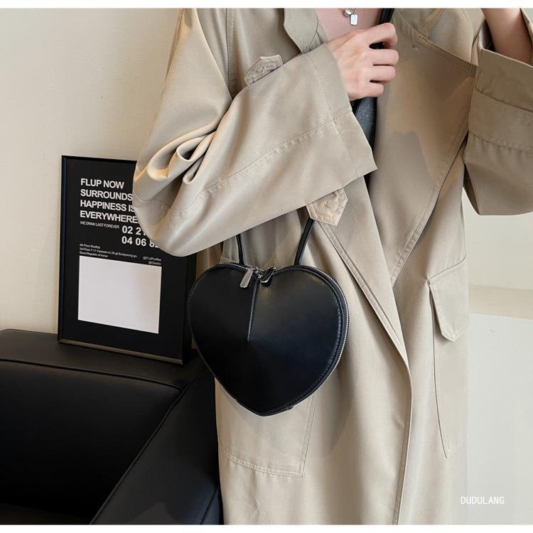 Bag for Work High-end Dopamine Women's Bag Personalized Underarm Bag for Women Hot Girls Love Bag Valentine's Day Gift List