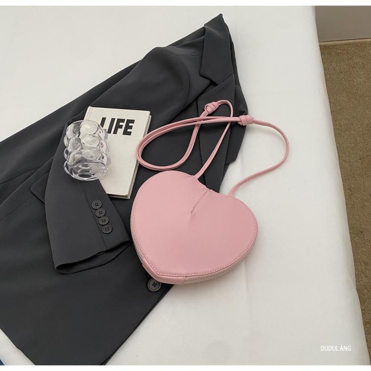 Bag for Work High-end Dopamine Women's Bag Personalized Underarm Bag for Women Hot Girls Love Bag Valentine's Day Gift List