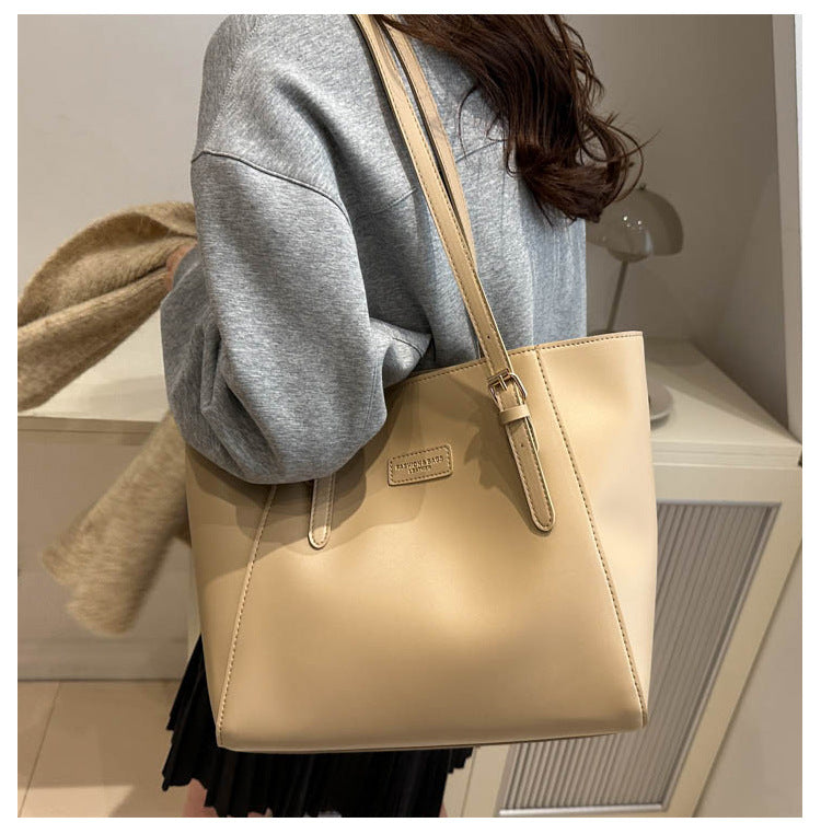 Large Capacity Bag Women's Autumn and Winter All-match 2024 New Style Simple Shoulder Bag College Students' School Bag Commuter Tote Bag
