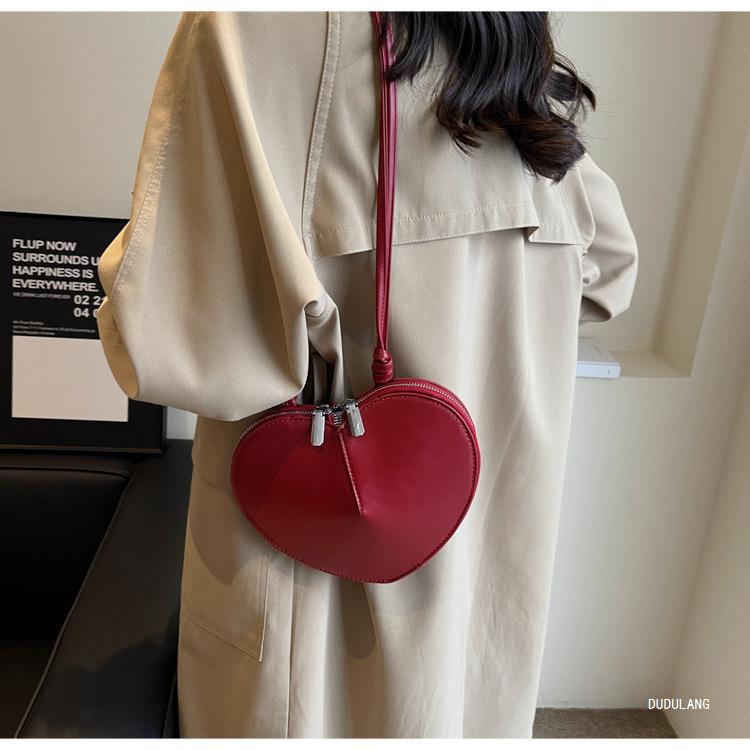 Bag for Work High-end Dopamine Women's Bag Personalized Underarm Bag for Women Hot Girls Love Bag Valentine's Day Gift List