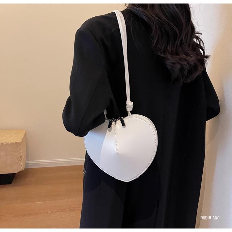 Bag for Work High-end Dopamine Women's Bag Personalized Underarm Bag for Women Hot Girls Love Bag Valentine's Day Gift List