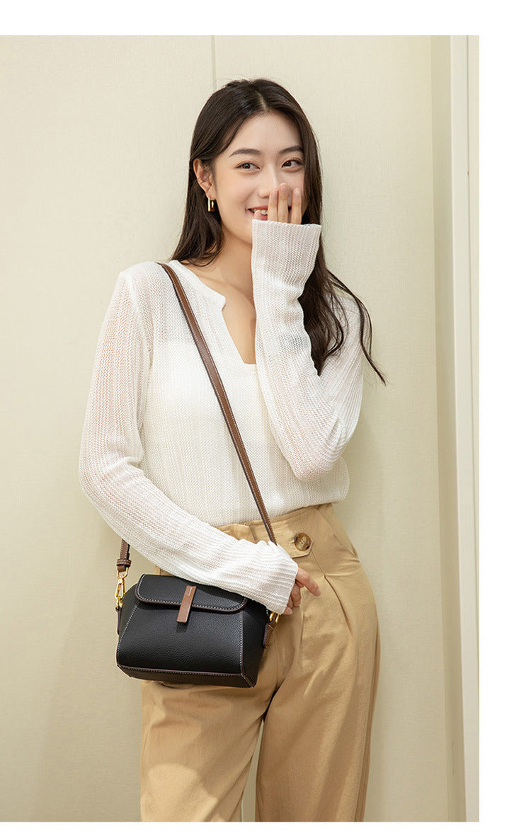 Summer Niche Women's Bag 2026 New High-End Shoulder Bag Fashionable Versatile Women's Crossbody Bag Shell-Shaped Small Square Bag
