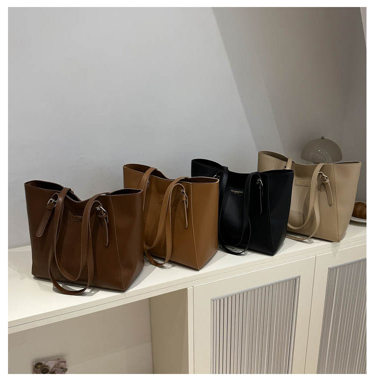 Large Capacity Bag Women's Autumn and Winter All-match 2024 New Style Simple Shoulder Bag College Students' School Bag Commuter Tote Bag