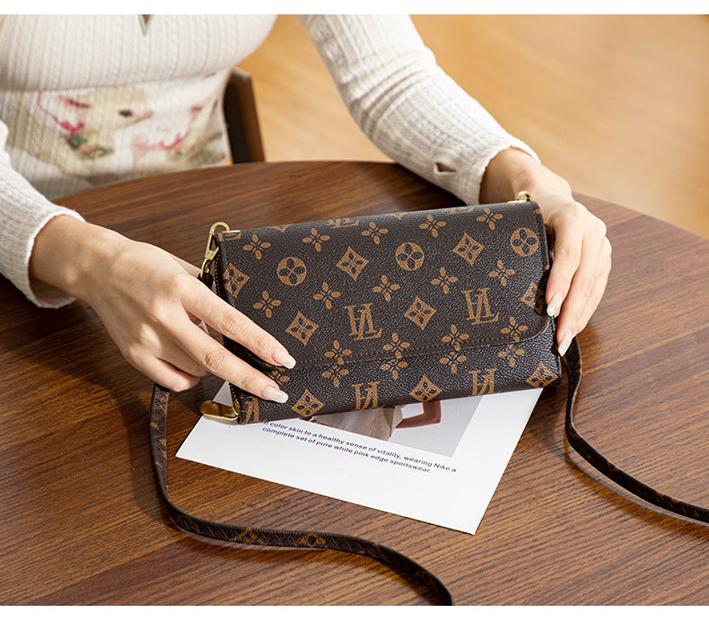 Factory Direct Supply 2025 Women's Clutch Bag Fashionable Letter Print Large Capacity Phone Wrist Bag Single Shoulder Crossbody Bag