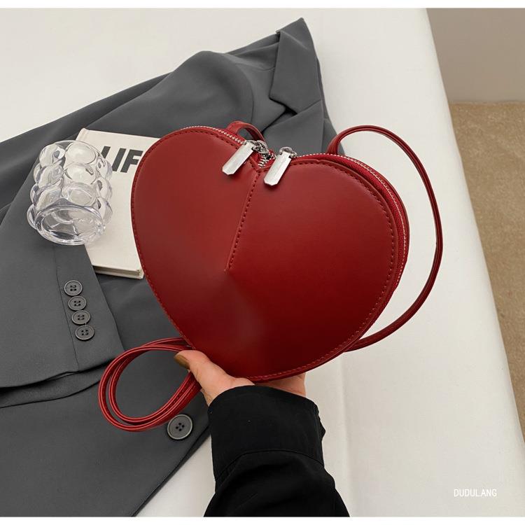 Bag for Work High-end Dopamine Women's Bag Personalized Underarm Bag for Women Hot Girls Love Bag Valentine's Day Gift List