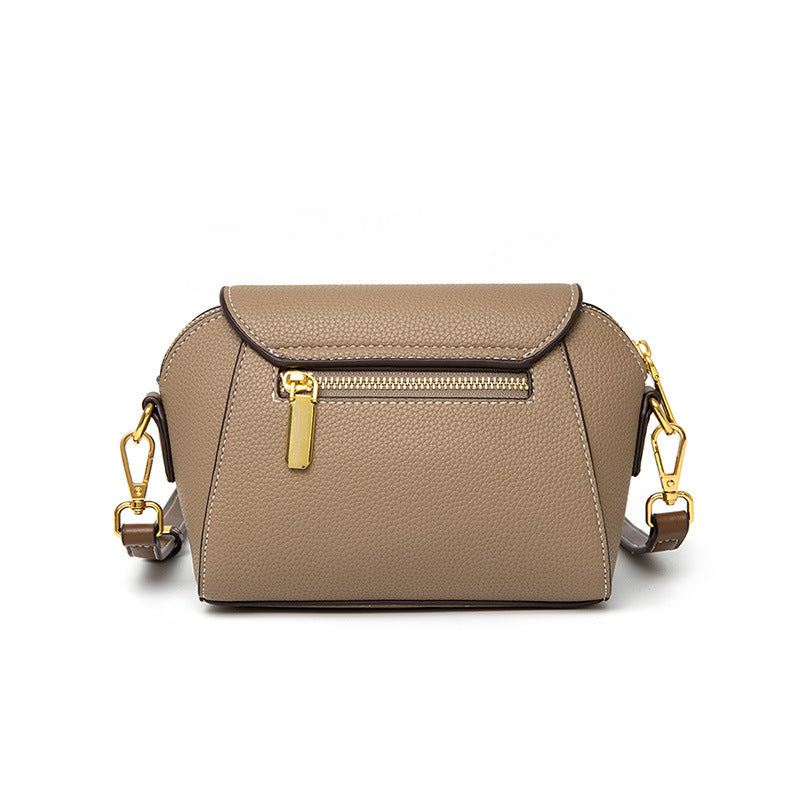 Summer Niche Women's Bag 2026 New High-End Shoulder Bag Fashionable Versatile Women's Crossbody Bag Shell-Shaped Small Square Bag
