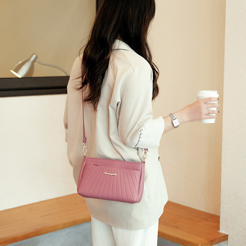 Women's Handbag 2023 New Trendy Versatile Quilted Large-Capacity Stylish Middle-Aged Mom Shoulder Crossbody Bag Trendy Versatile