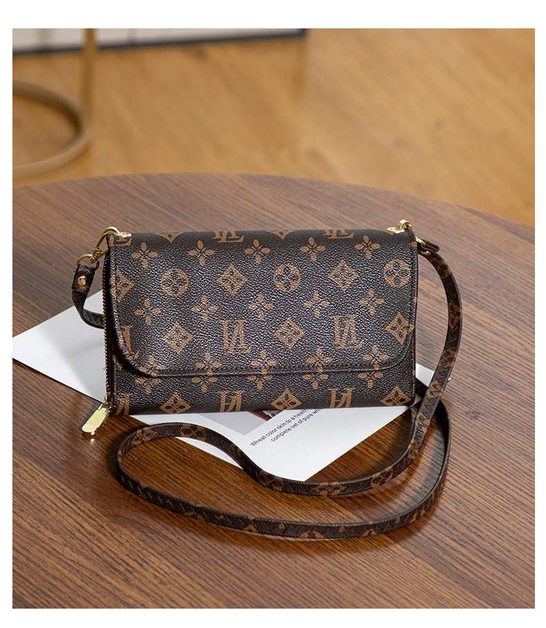 Factory Direct Supply 2025 Women's Clutch Bag Fashionable Letter Print Large Capacity Phone Wrist Bag Single Shoulder Crossbody Bag