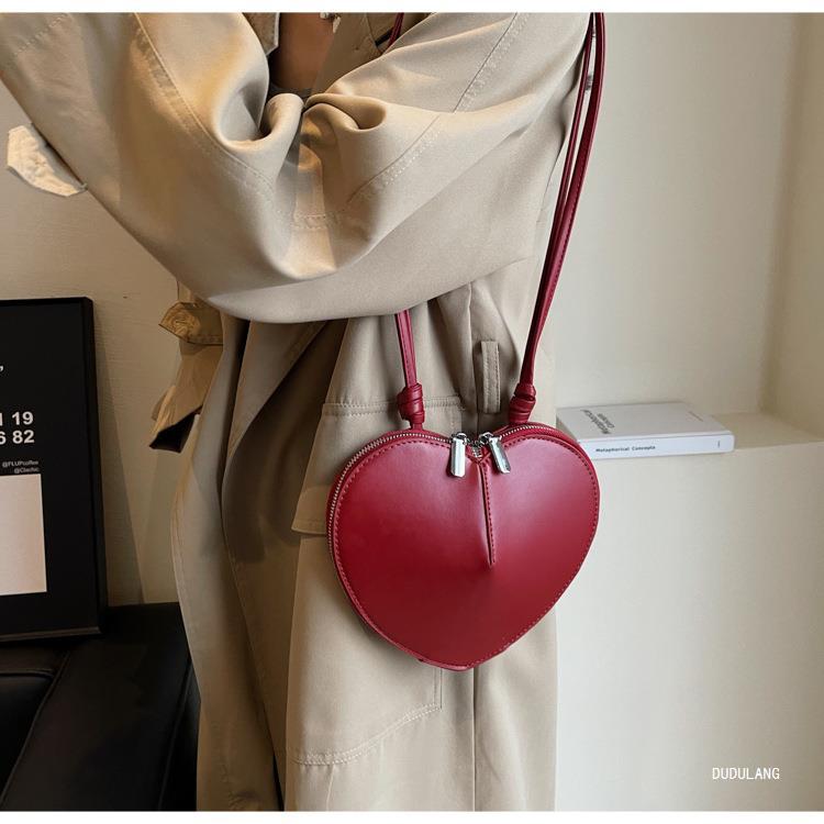 Bag for Work High-end Dopamine Women's Bag Personalized Underarm Bag for Women Hot Girls Love Bag Valentine's Day Gift List