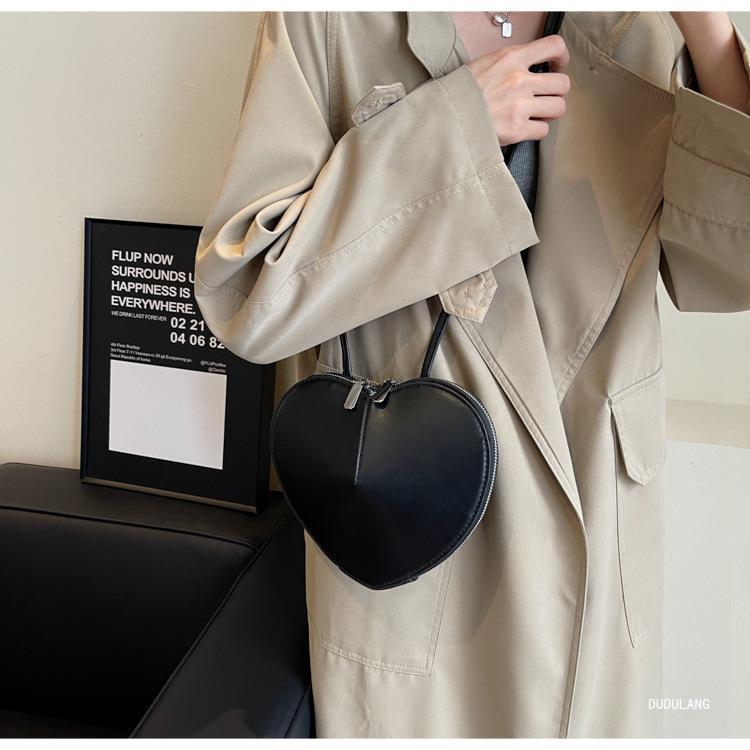 Bag for Work High-end Dopamine Women's Bag Personalized Underarm Bag for Women Hot Girls Love Bag Valentine's Day Gift List