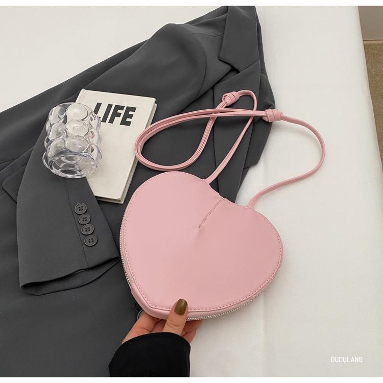 Bag for Work High-end Dopamine Women's Bag Personalized Underarm Bag for Women Hot Girls Love Bag Valentine's Day Gift List